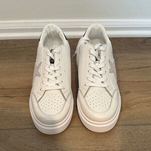 Vintage Havana White Sneakers